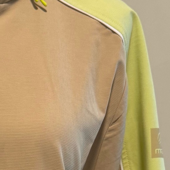 MPG Beige and Yellow Pullover Jacket
(Listing #13) - Picture 10 of 13